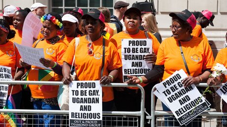 Symbolbild: Protest gegen Haltung der Regierung Ugandas zu Homosexualität. / © John Gomez (shutterstock)