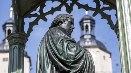 Martin Luther Denkmal auf dem Marktplatz in Wittenberg / © Martin Jehnichen (KNA)