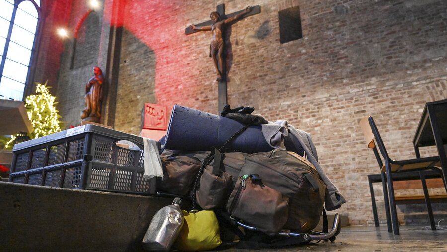 Kirche und Obdachlosigkeit (Symbolbild) / © Harald Oppitz (KNA)