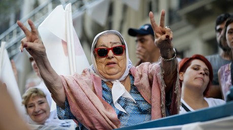 Hebe de Bonafini, Vorsitzende der Madres de Plaza de Mayo, im Alter von 93 Jahren gestorben / © Victor R. Caivano (dpa)