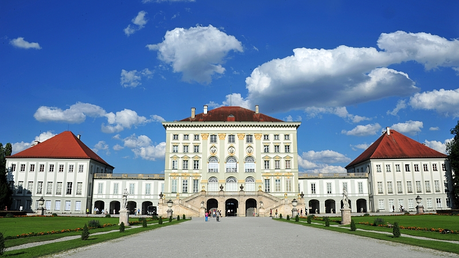 Zum "Tag des offenen Denkmals" öffnen viele Bauwerke ihre Türen, wie etwa das Schloss Nymphenburg in München (Bayern),
 / © Ursula Düren (dpa)