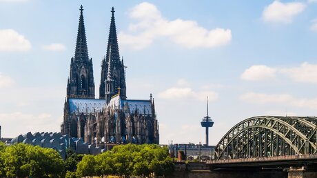 Blick auf den Kölner Dom / © Arndale (shutterstock)