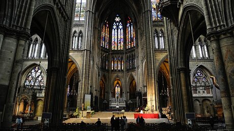 Innenansicht der Stephans-Kathedrale (Cathedrale Saint-Etienne) in Metz (Frankreich) / © Jean Christophe Verhaegen (KNA)
