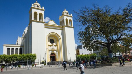 Kathedrale von San Salvador / ©  Joachim Heinz (KNA)