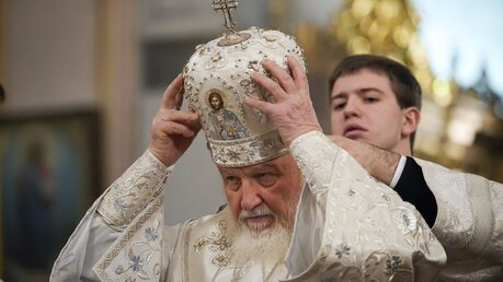 Der russisch-orthodoxe Patriarch Kyrill I. beim orthodoxen Dreikönigsfest / © Alexander Zemlianichenko (dpa)