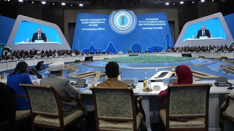 VII. Weltkongress der Religionsführer in Kasachstan / © Alexander Zemlianichenko (dpa)