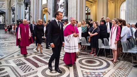 Emmanuel Macron ist Ehrendomherr der Lateranbasilika / © Romano Siciliani (KNA)