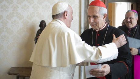 Papst Franziskus und Mario Aurelio Poli / © Vatican Media/Romano Siciliani (KNA)
