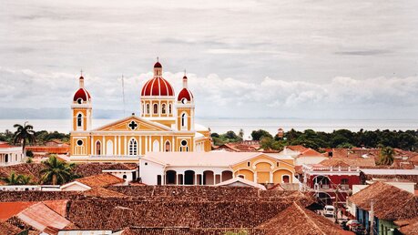 Wolken über der Kathadrale von Granada in Nicaragua / © Russell Johnson (shutterstock)