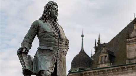 Statue von Georg Friedrich Händel in seiner Geburtsstadt Halle an der Saale / © Mirko Kuzmanovic (shutterstock)