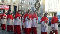 Prozession der Bonner Seminaristen und des Domkapitels / © Beatrice Tomasetti (DR)